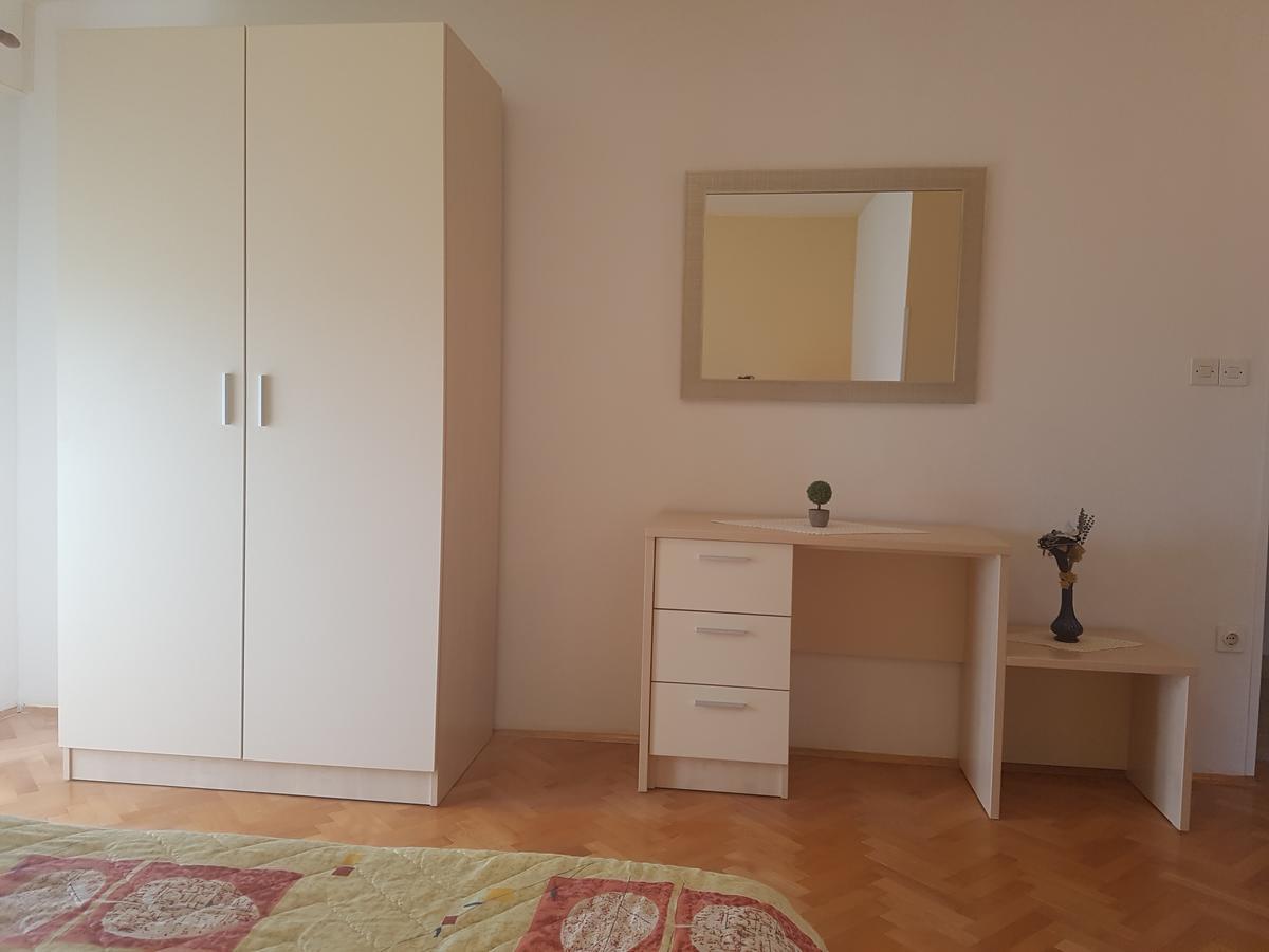 Apartments Jasna Rab Town Buitenkant foto